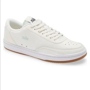 🔥NEW!! NIKE Court Vintage Premium Sneaker Size 9M